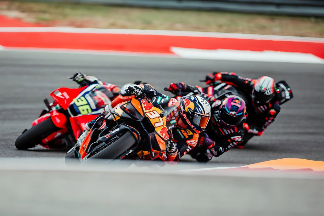 Ai Ogura Yamaha 2027: MotoGP Transfer, Background, Rider Market 2 Pedro Acosta on the Red Bull KTM RC16 at Circuit of the Americas – MotoGP Americas GP 2026