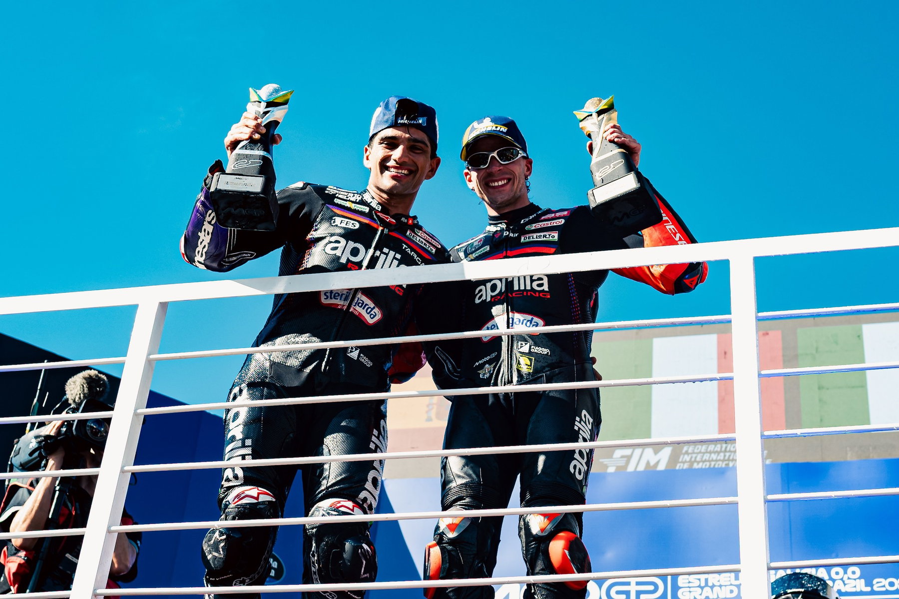 Jorge Martin nach sechstem Sturz im Krankenhaus: Entwarnung in Barcelona 4 Jorge Martin und Marco Bezzecchi feiern Aprilia-Doppelpodium – MotoGP Brasilien GP Goiânia 2026