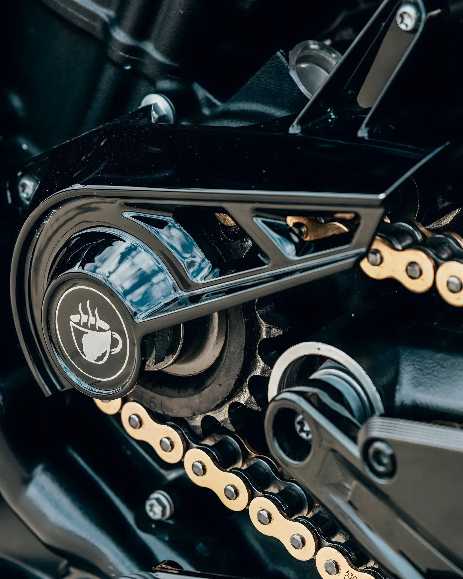 Harley-Davidson meldet RMCR und RMXR an: Zwei Serienmodelle rücken näher 1 Harley-Davidson RMCR Cafe-Racer-Konzept in Seitenansicht