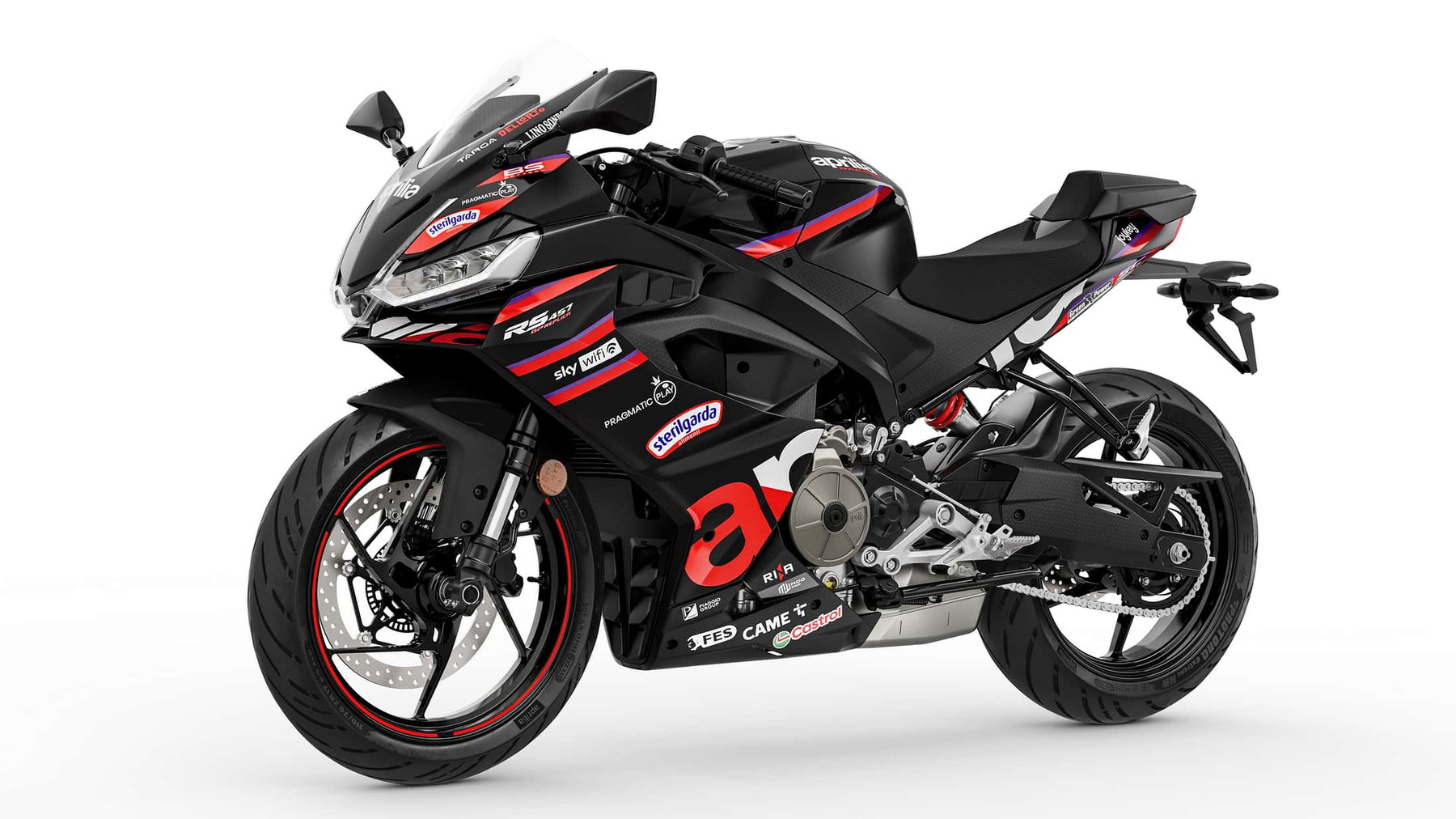 Aprilia RS 457 GP Replica: MotoGP-Flair für die A2-Klasse 4 Aprilia RS 457 GP Replica 2026 – Seitenansicht von links im Studio mit vollständiger MotoGP-Replika-Grafik