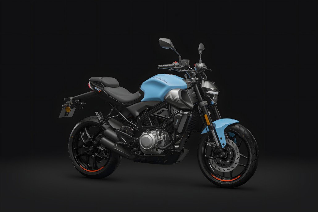 Morbidelli N125V 2026 – Studio-Dreiviertelansicht in Marine Blue von vorne rechts mit Einarmschwinge und V2-Motor