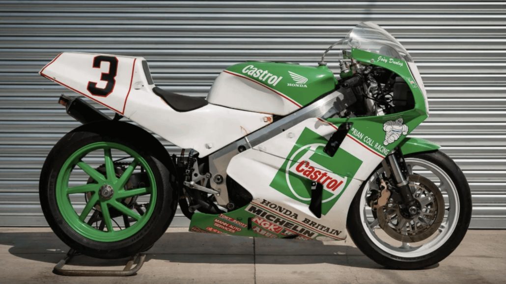 Honda VFR750R RC30 1991 – Seitenansicht der Ex-Joey-Dunlop-Rennmaschine in Castrol-Lackierung