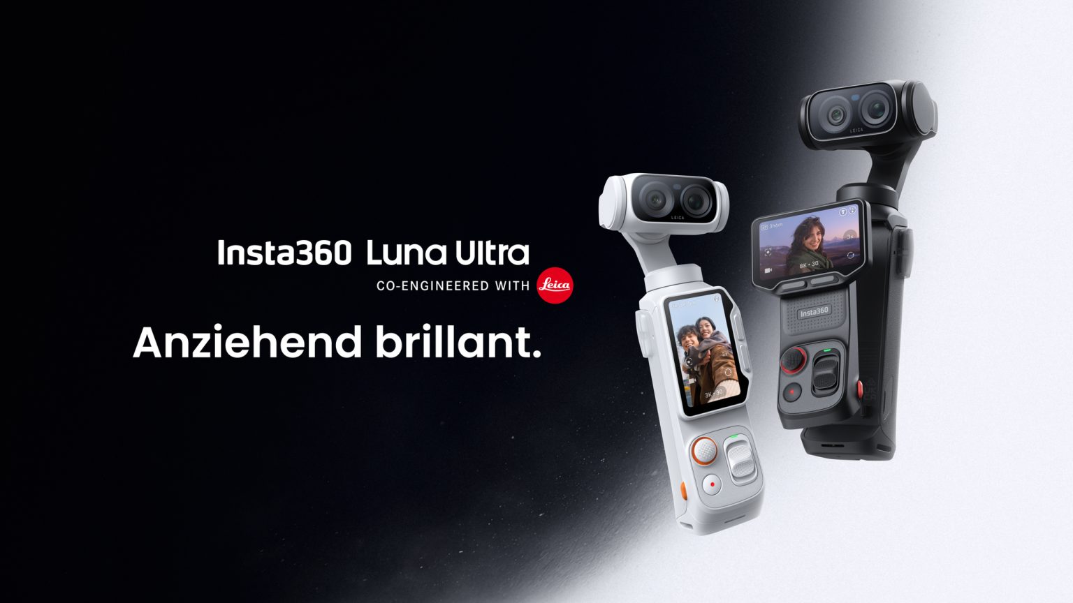 Insta360 Luna Ultra Gimbal-Kamera in Astralweiß und Nacht Schwarz nebeneinander mit ausgeklapptem Touchscreen, Key Visual mit Leica-Logo, Querformat