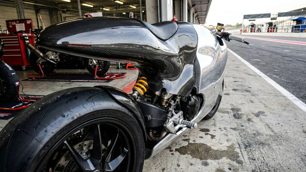 Bandit9 Ducati 821 – Rear view with carbon tail section, parked in the pit lane