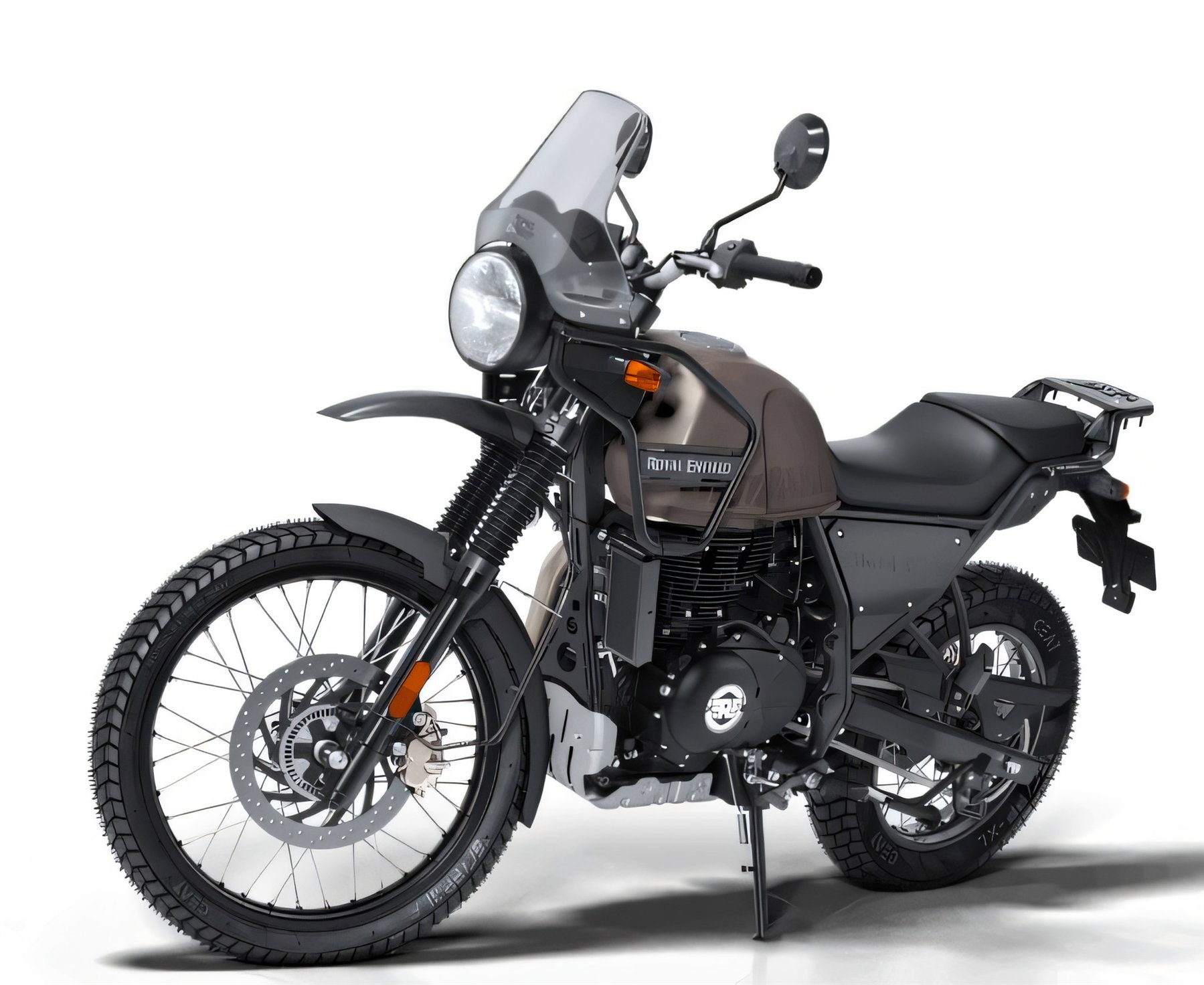Royal Enfield Himalayan 440 Is Here: Cheaper Than Expected, India Only 4 Royal Enfield Himalayan 440 2026 – Dreiviertelansicht von vorne in Mustang Brown vor weißem Hintergrund