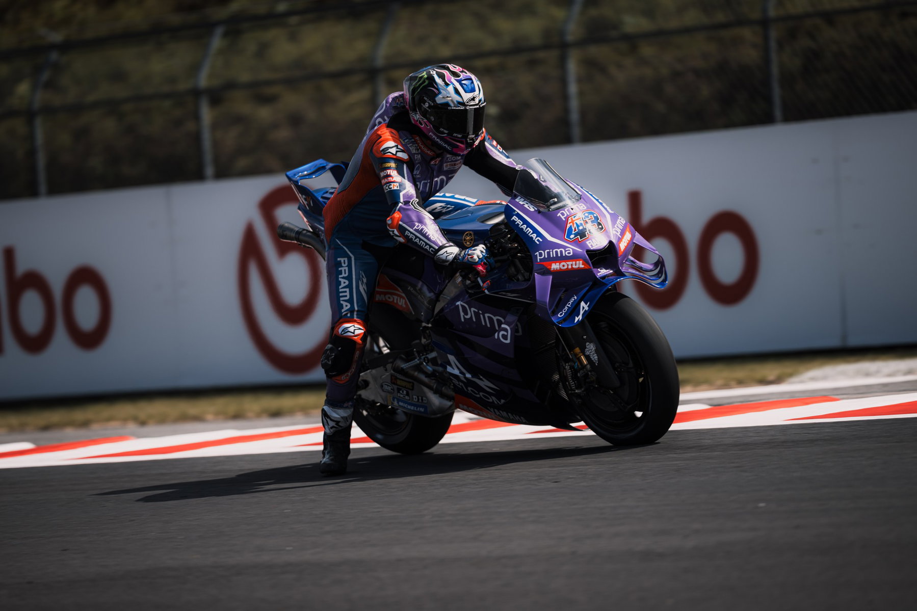 MotoGP Motegi: Why Michelin Scraps the Soft and Only Recommends the Hard 3 Jack Miller mit der Startnummer 43 beim Trainingsstart vor der Brembo-Bande – MotoGP Japan-GP Motegi 2026