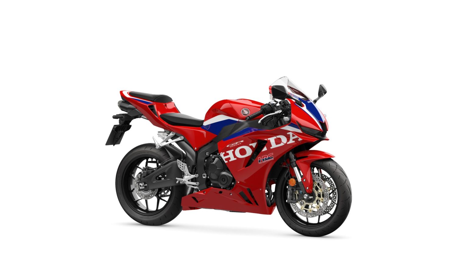 2027 Honda CBR600RR: Fireblade Brakes Keep the Four-Cylinder in the Race Honda CBR600RR 2027 in Ignition Red HRC TriColour – Studioaufnahme, Dreiviertelansicht von vorne rechts