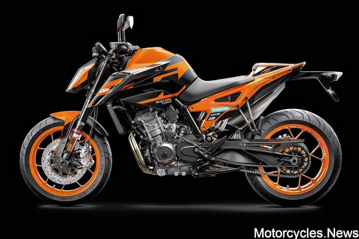 424723_MY22 890 DUKE GP ORANGE _90_ Left_