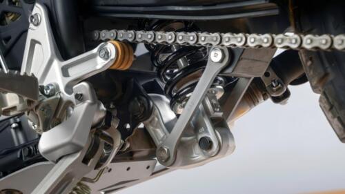 2025_YAM_XTZ700SPR_EU_SYB_DET_013_03_preview_1