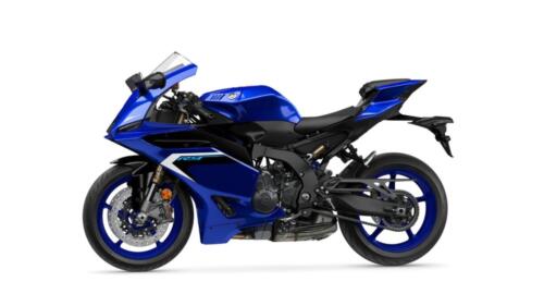 2025_YAM_YZF900R9_EU_DPBMC_360_024_03_preview_1