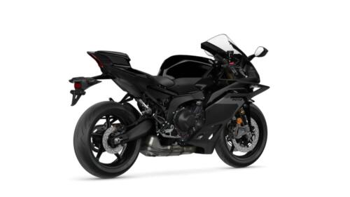 2025_YAM_YZF900R9_EU_MDNM6_360_009_03_preview_1