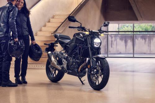 2022 HONDA CB300R