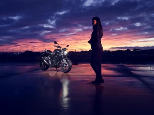2022 HONDA CB300R