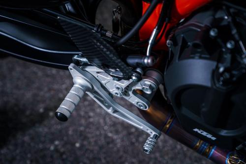 410885_MY22 KTM 890 DUKE R - Cat B