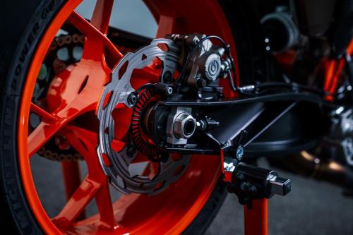 410893_MY22 KTM 890 DUKE R - Cat B