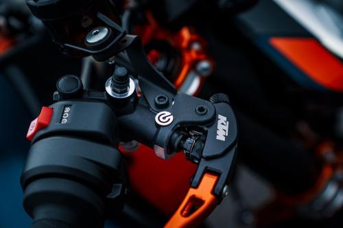 410895_MY22 KTM 890 DUKE R - Cat B