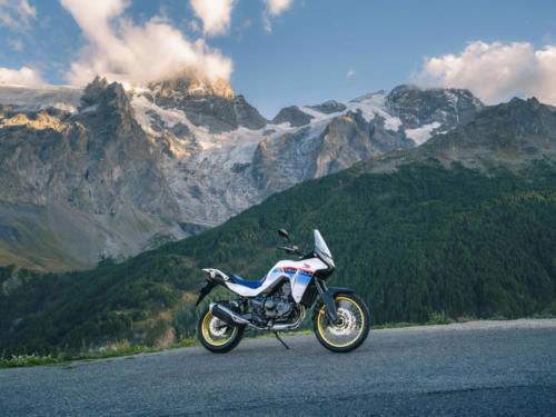 23YM XL750 Transalp