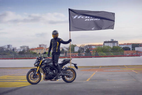 25YM Honda CB1000 Hornet