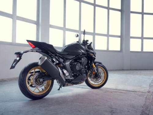 25YM Honda CB1000 Hornet