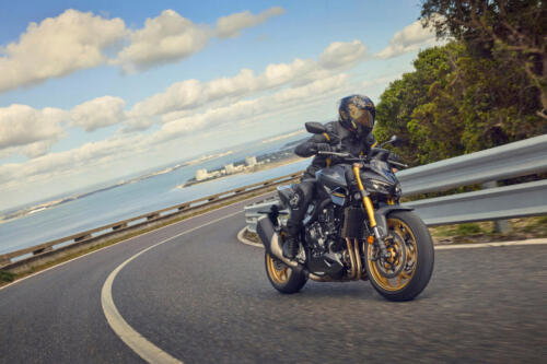 25YM Honda CB1000 Hornet