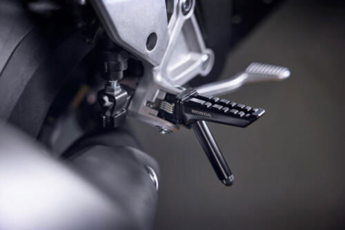 25YM Honda CB1000 Hornet press kit