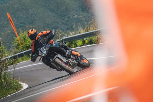 514165_KTM 890 SMT - ACTION IMAGES_KTM 890 SMT PRE - SHOOTING ACTION IMAGES