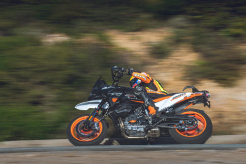 514173_KTM 890 SMT - ACTION IMAGES_KTM 890 SMT PRE - SHOOTING ACTION IMAGES