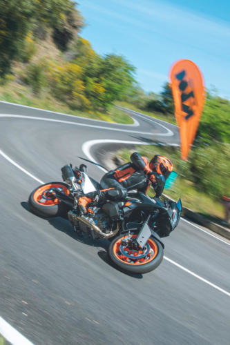 514176_KTM 890 SMT - ACTION IMAGES_KTM 890 SMT PRE - SHOOTING ACTION IMAGES