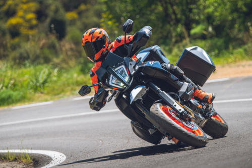 514182_KTM 890 SMT - ACTION IMAGES_KTM 890 SMT PRE - SHOOTING ACTION IMAGES