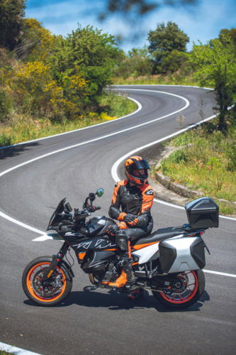 514368_KTM 890 SMT - STATIC IMAGES_KTM 890 SMT PRE - SHOOTING STATIC
