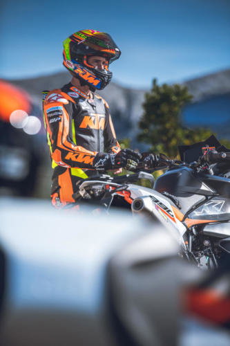 514371_KTM 890 SMT - STATIC IMAGES_KTM 890 SMT PRE - SHOOTING STATIC