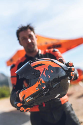 514390_KTM 890 SMT - STATIC IMAGES_KTM 890 SMT PRE - SHOOTING STATIC