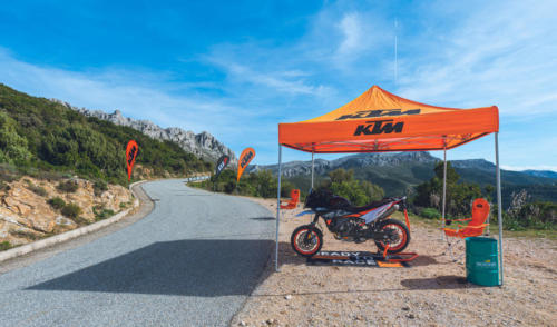 514396_KTM 890 SMT - STATIC IMAGES_KTM 890 SMT PRE - SHOOTING STATIC