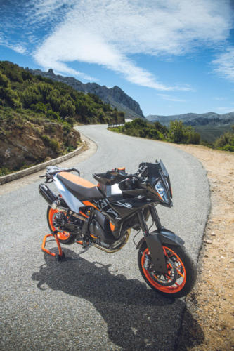 514425_KTM 890 SMT - STATIC IMAGES_KTM 890 SMT PRE - SHOOTING STATIC