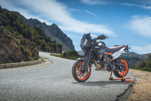 514433_KTM 890 SMT - STATIC IMAGES_KTM 890 SMT PRE - SHOOTING STATIC