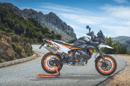 514455_KTM 890 SMT - STATIC IMAGES_KTM 890 SMT PRE - SHOOTING STATIC