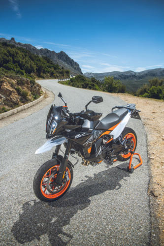 514462_KTM 890 SMT - STATIC IMAGES_KTM 890 SMT PRE - SHOOTING STATIC