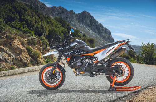514464_KTM 890 SMT - STATIC IMAGES_KTM 890 SMT PRE - SHOOTING STATIC