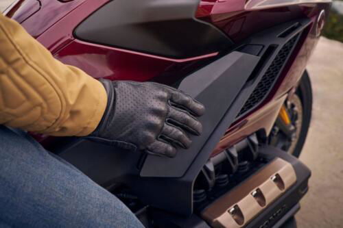 25YM HONDA GL1800 GOLD WING TOUR