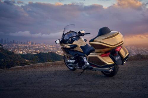 25YM HONDA GL1800 GOLD WING TOUR
