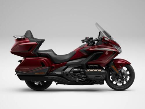 25YM HONDA GL1800 GOLD WING TOUR