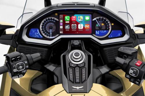 25YM HONDA GL1800 GOLD WING TOUR