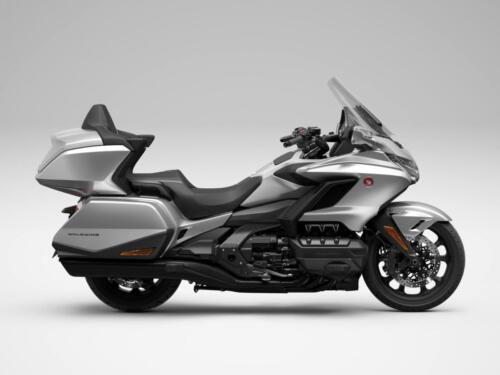 25YM HONDA GL1800 GOLD WING TOUR