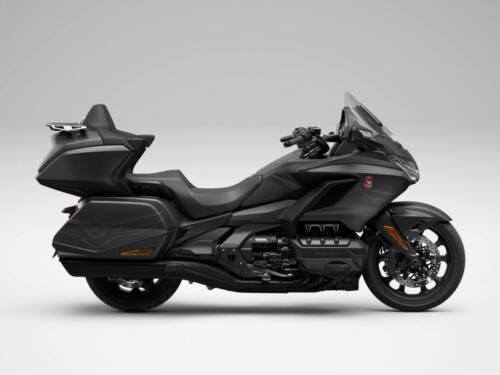 25YM HONDA GL1800 GOLD WING TOUR