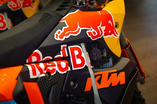 694024_2026 KTM 450 RALLY REPLICA DANIEL SANDERS EDITION_MY26 KTM 450 RALLY REPLICA_DANIEL SANDERS EDITION_DANIEL SANDERS REPLICA