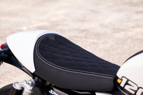 ACC_SpeedTwin1200_MY25_002729_JP