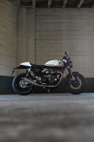 ACC_SpeedTwin1200_MY25_CW4I3141_GE