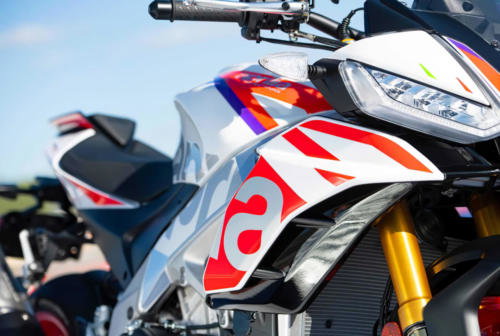 Aprilia RSV4 und Tuono V4 Limited Edition 2023 (14)_1