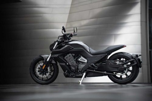 BENDA LFC 700 PRO 2025 (1)