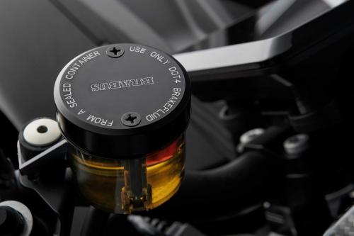 BRABUS 1300 R_signature black_studio (21)